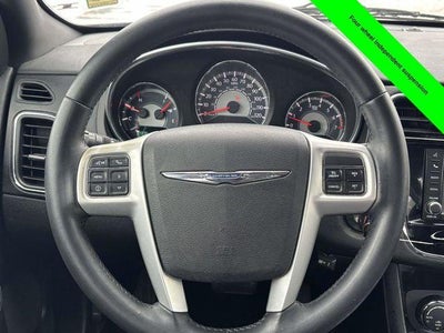 2013 Chrysler 200 Touring