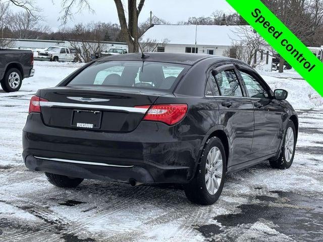 2013 Chrysler 200 Touring