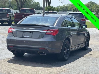 2014 Chrysler 200 Touring