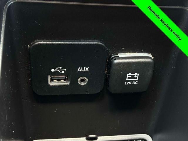 2016 Chrysler 200 LX