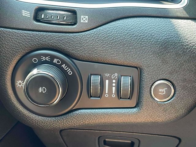 2023 Jeep Cherokee Trailhawk 4x4