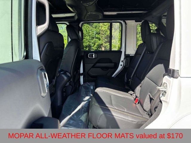2027 Jeep Wrangler WRANGLER 4-DOOR SAHARA