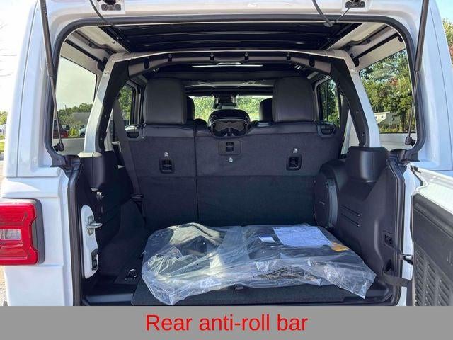 2027 Jeep Wrangler WRANGLER 4-DOOR SAHARA