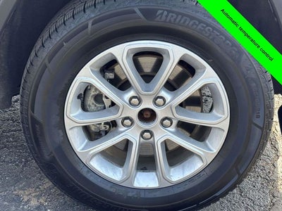 2022 Jeep Grand Cherokee WK Laredo E 4x4