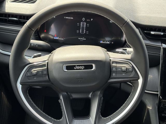 2026 Jeep Grand Cherokee GRAND CHEROKEE LAREDO 4X4