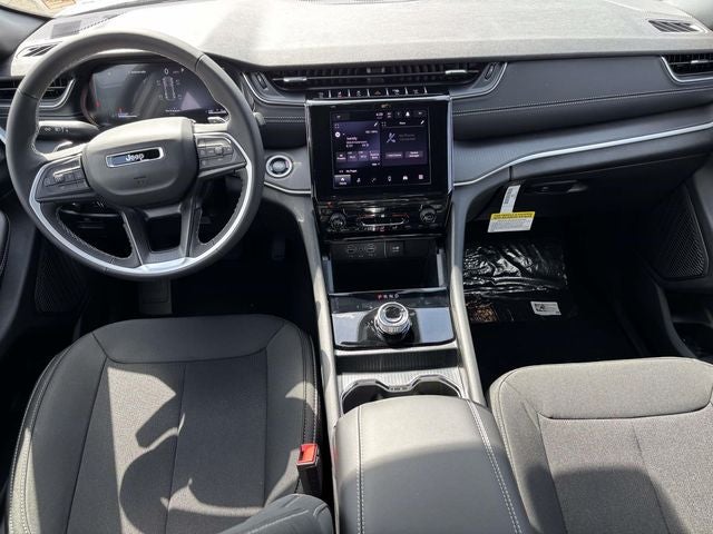2026 Jeep Grand Cherokee GRAND CHEROKEE LAREDO 4X4