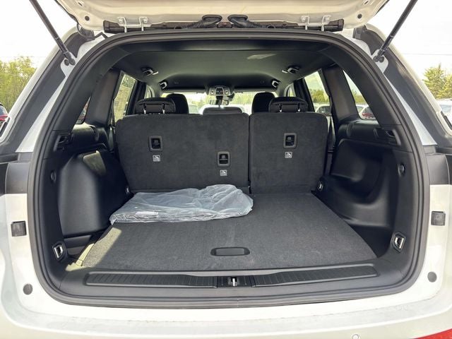 2026 Jeep Grand Cherokee GRAND CHEROKEE LAREDO 4X4