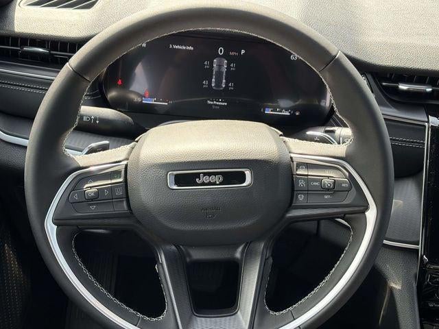 2026 Jeep Grand Cherokee GRAND CHEROKEE LAREDO 4X4
