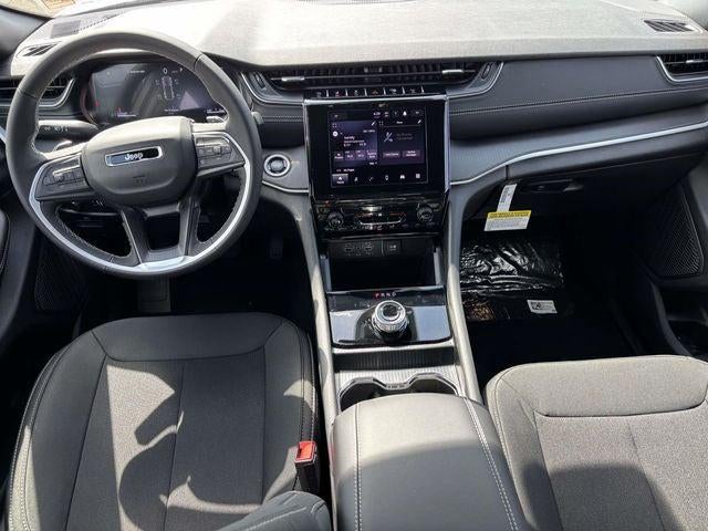 2026 Jeep Grand Cherokee GRAND CHEROKEE LAREDO 4X4