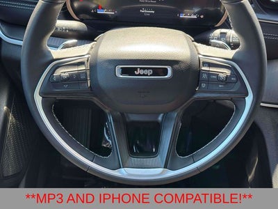 2027 Jeep Grand Cherokee GRAND CHEROKEE LAREDO X 4X4
