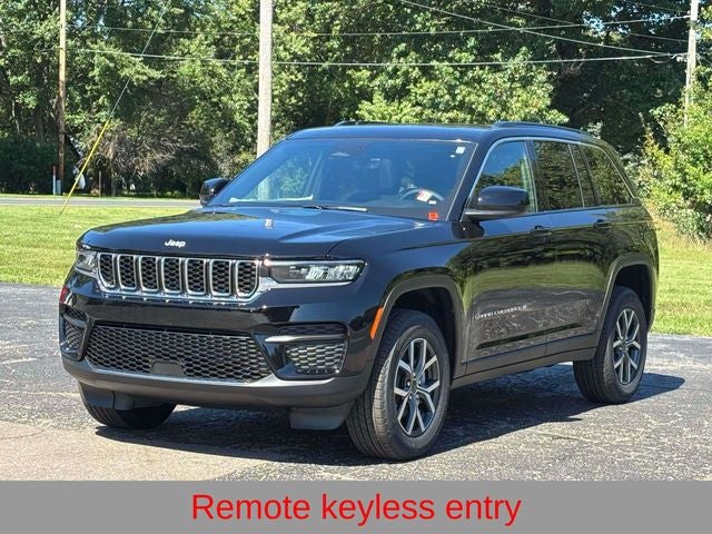 2027 Jeep Grand Cherokee GRAND CHEROKEE LAREDO X 4X4