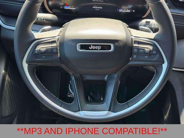 2027 Jeep Grand Cherokee Laredo X