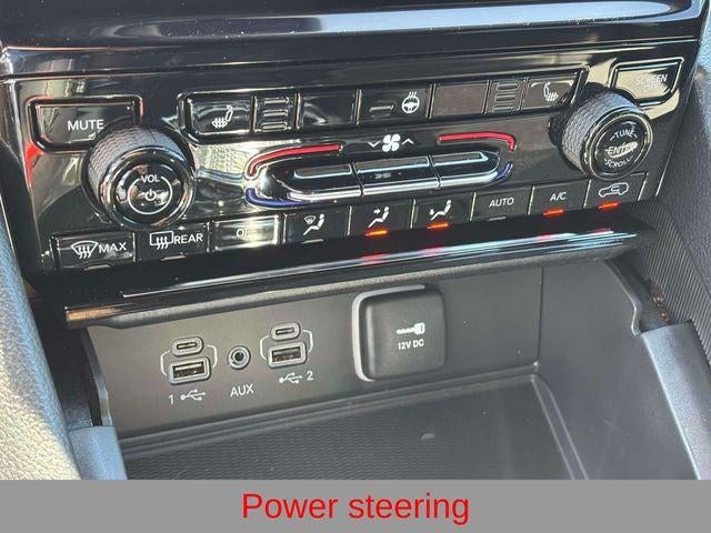 2027 Jeep Grand Cherokee GRAND CHEROKEE LAREDO X 4X4