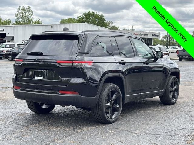 2023 Jeep Grand Cherokee Altitude 4x4