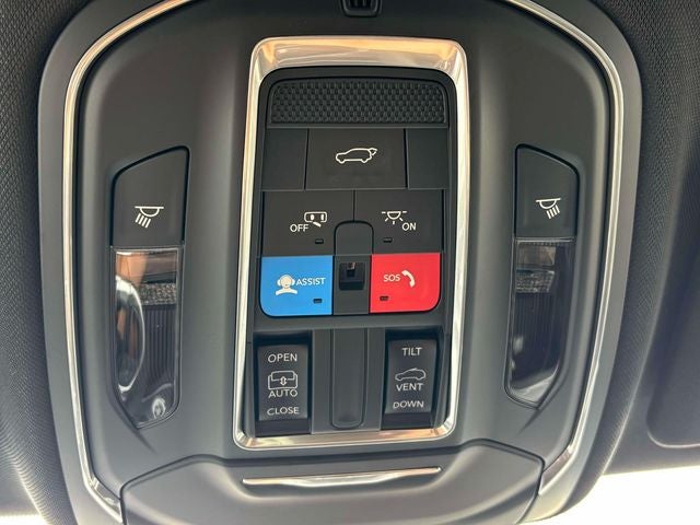 2026 Jeep Grand Cherokee GRAND CHEROKEE LAREDO X 4X4