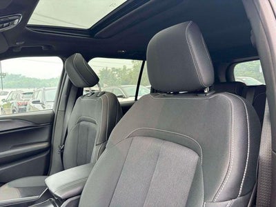 2026 Jeep Grand Cherokee GRAND CHEROKEE LAREDO X 4X4
