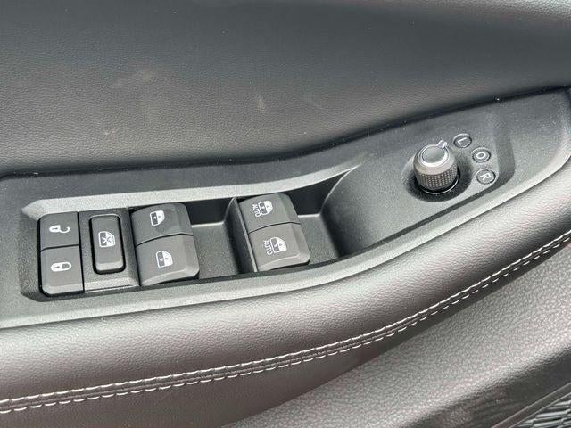 2026 Jeep Grand Cherokee GRAND CHEROKEE LAREDO X 4X4