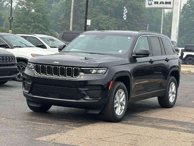 2026 Jeep Grand Cherokee GRAND CHEROKEE LAREDO X 4X4