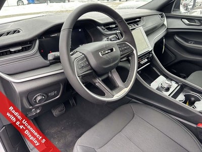 2025 Jeep Grand Cherokee GRAND CHEROKEE LAREDO X 4X4