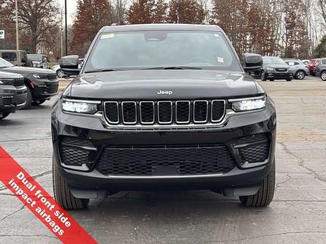2025 Jeep Grand Cherokee GRAND CHEROKEE LAREDO X 4X4