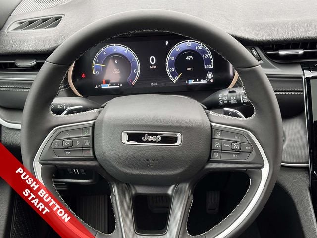 2025 Jeep Grand Cherokee GRAND CHEROKEE LAREDO X 4X4