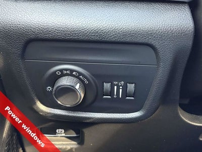 2025 Jeep Grand Cherokee GRAND CHEROKEE LAREDO 4X4