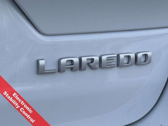 2025 Jeep Grand Cherokee GRAND CHEROKEE LAREDO 4X4