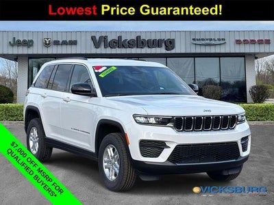 2025 Jeep Grand Cherokee GRAND CHEROKEE LAREDO 4X4