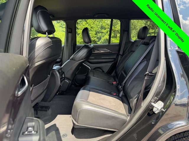 2022 Jeep Grand Cherokee Altitude 4x4