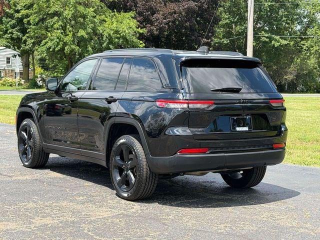 2022 Jeep Grand Cherokee Altitude 4x4