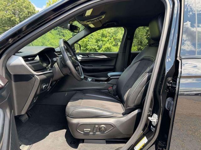 2022 Jeep Grand Cherokee Altitude 4x4