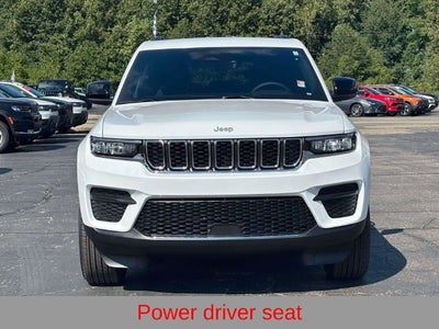 2027 Jeep Grand Cherokee GRAND CHEROKEE LAREDO 4X4