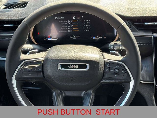 2027 Jeep Grand Cherokee GRAND CHEROKEE LAREDO 4X4