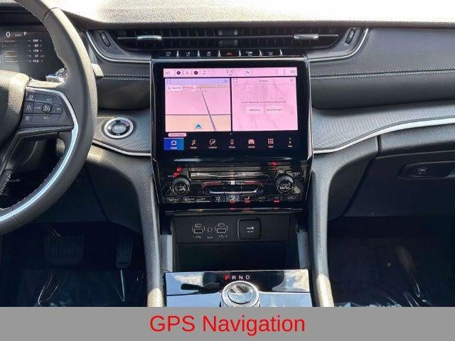 2027 Jeep Grand Cherokee GRAND CHEROKEE LAREDO 4X4