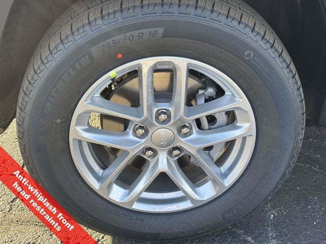 2025 Jeep Grand Cherokee GRAND CHEROKEE LAREDO X 4X4