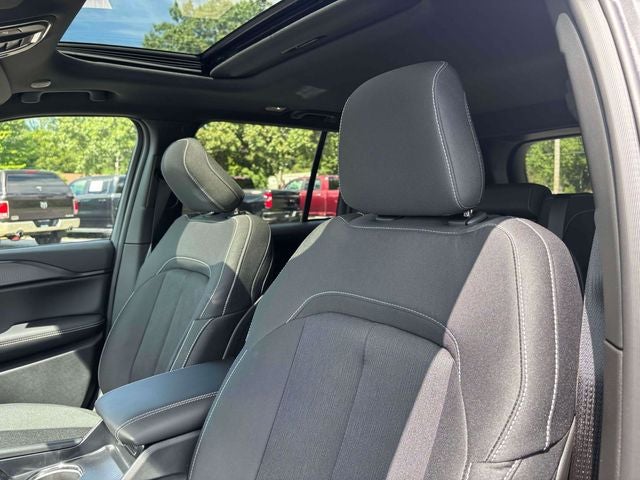 2026 Jeep Grand Cherokee GRAND CHEROKEE LAREDO X 4X4