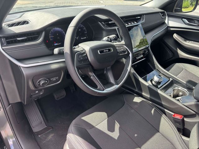 2026 Jeep Grand Cherokee GRAND CHEROKEE LAREDO X 4X4