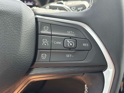 2026 Jeep Grand Cherokee GRAND CHEROKEE LAREDO X 4X4