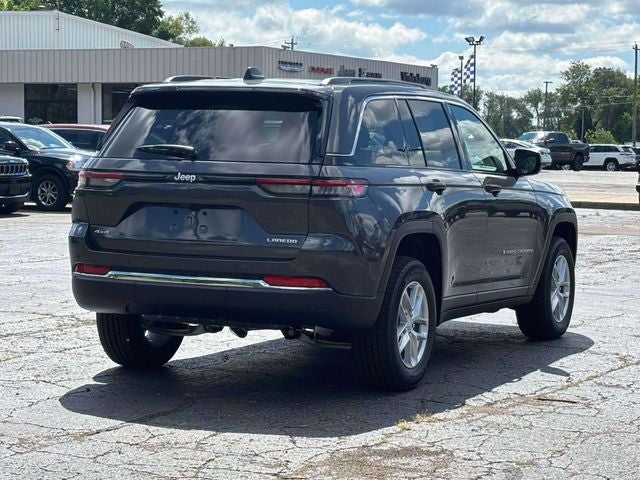 2026 Jeep Grand Cherokee GRAND CHEROKEE LAREDO X 4X4