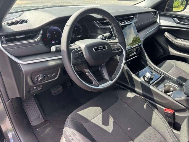 2026 Jeep Grand Cherokee GRAND CHEROKEE LAREDO X 4X4