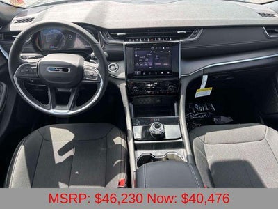 2026 Jeep Grand Cherokee GRAND CHEROKEE LAREDO X 4X4