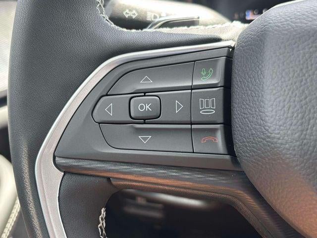 2026 Jeep Grand Cherokee GRAND CHEROKEE LAREDO X 4X4