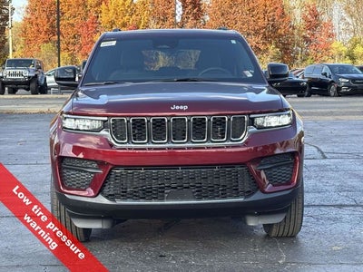 2025 Jeep Grand Cherokee GRAND CHEROKEE LAREDO X 4X4