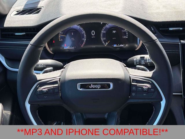 2027 Jeep Grand Cherokee GRAND CHEROKEE LAREDO X 4X4