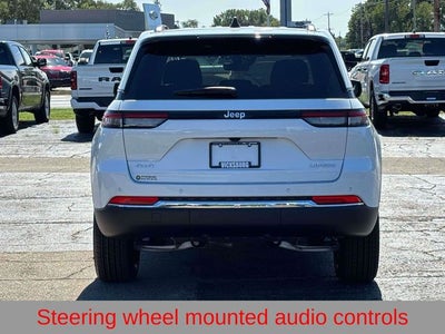 2027 Jeep Grand Cherokee GRAND CHEROKEE LAREDO X 4X4