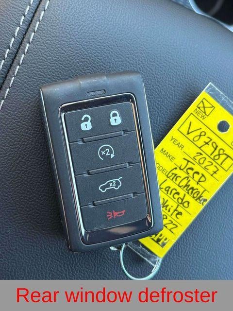 2027 Jeep Grand Cherokee GRAND CHEROKEE LAREDO X 4X4