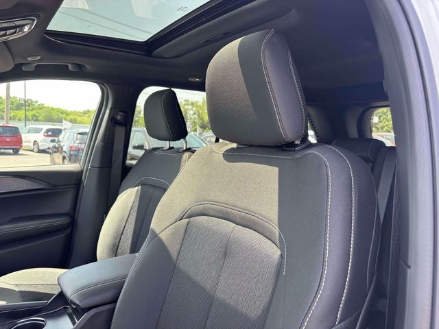 2026 Jeep Grand Cherokee GRAND CHEROKEE LAREDO X 4X4