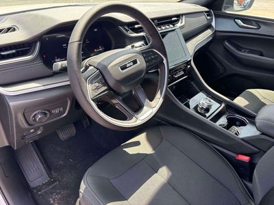 2026 Jeep Grand Cherokee GRAND CHEROKEE LAREDO X 4X4