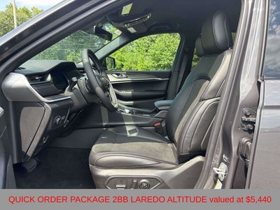 2026 Jeep Grand Cherokee GRAND CHEROKEE LAREDO ALTITUDE 4X4