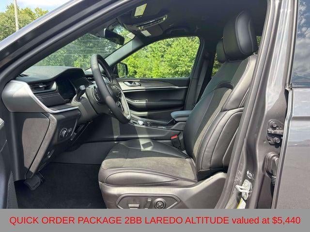 2026 Jeep Grand Cherokee GRAND CHEROKEE LAREDO ALTITUDE 4X4